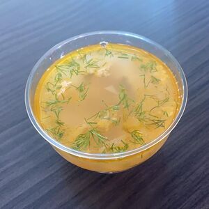 Суп куриный с лапшой