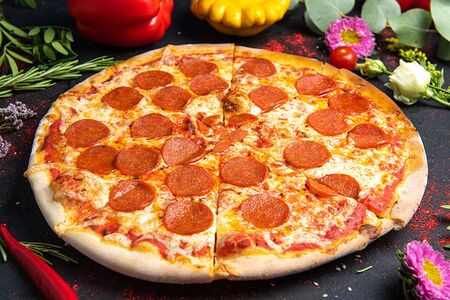 Двойная пепперони большая