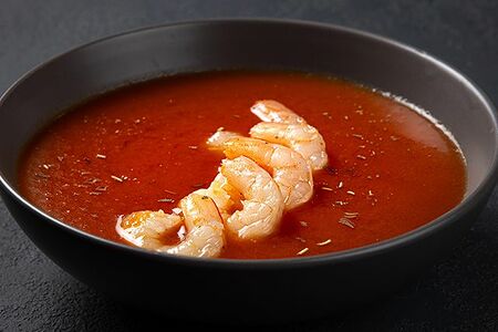 Томатный суп с креветками