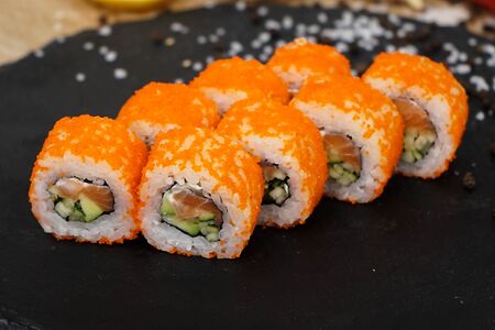 Калифорния с лососем