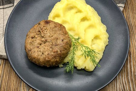 Котлеты с пюре