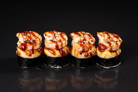 Запечённый ролл с креветкой