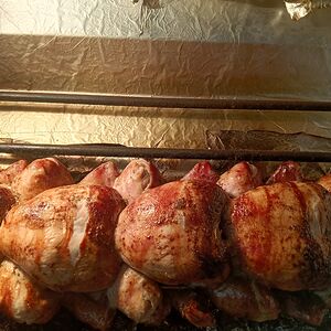 Курица гриль с лавашом и салатом 