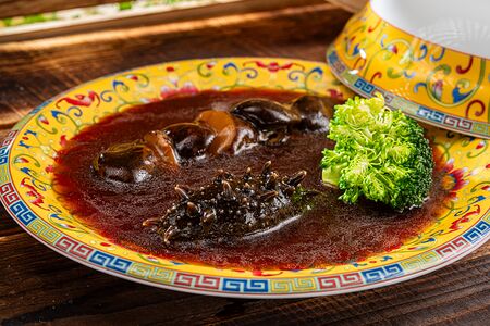 Трепанг в соусе