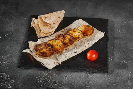 Картофель молодой