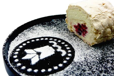 Меренговый рулет