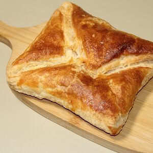 Պանրով խաչապուրի կապոց