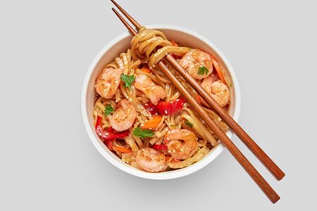 Удон с креветками в соусе терияки