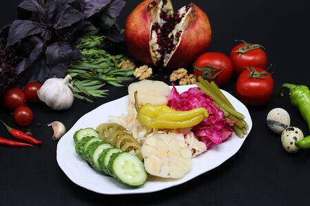 Букет из маринованных овощей