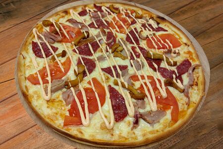 Пицца Пикантная