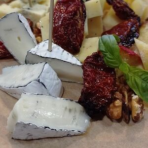 Сырная тарелка