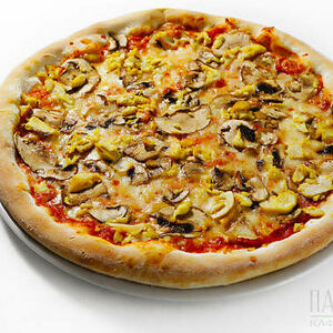 Пицца Полло кон Фунги