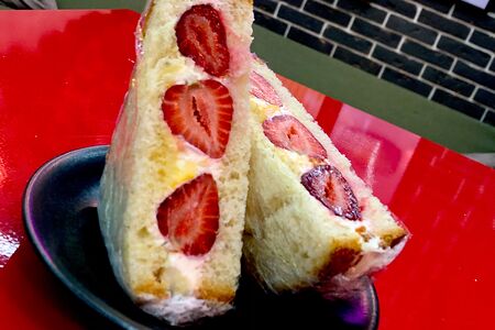 Сладкий сэндвич Фуруцо сандо