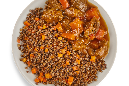 Говяжий гуляш с гречей