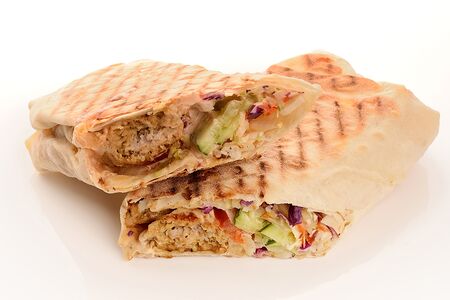 Шаурма с куриными колбасками