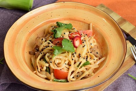 Лапша c курицей и терияки