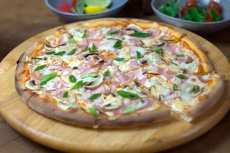 Пицца Деревенская