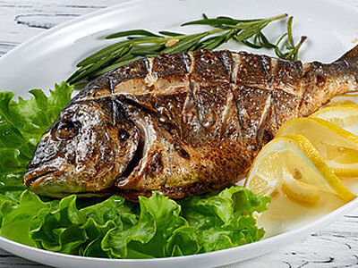 Дорадо на мангале