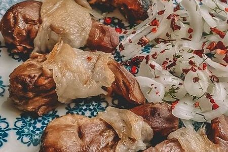 Язычки бараньи Крученые-верчёные в курдючном сале на мангале