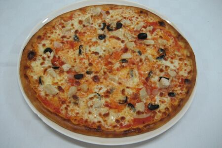 Халяль с курицей и маслинами