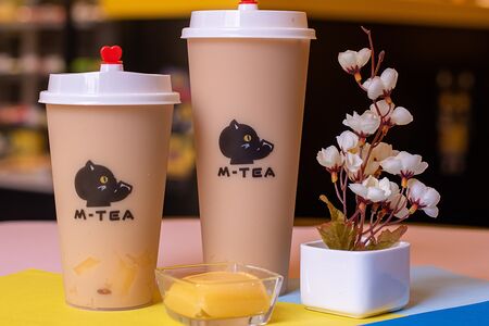 Черный латте с пудингом