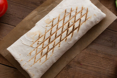 Шаурма с курицей средняя на углях