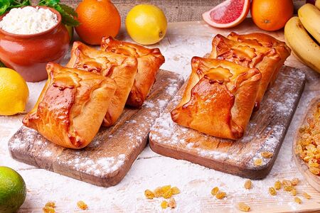 Ватрушка венгерская с творогом