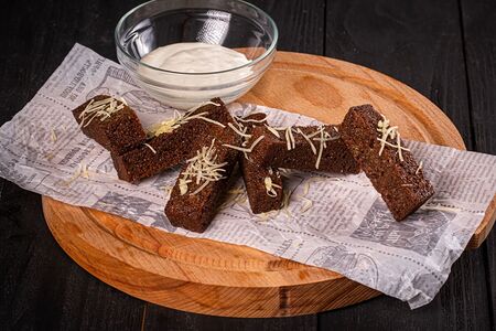 Гренки чесночные