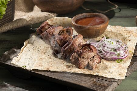 Шашлык из cвинoй шейки