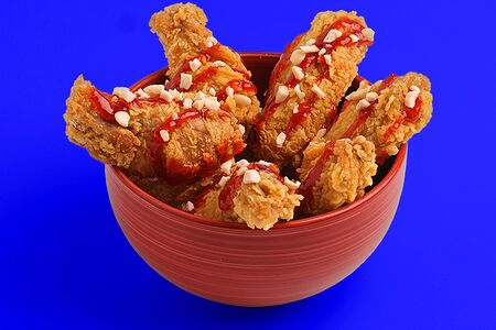 С сеульским соусом и арахисом