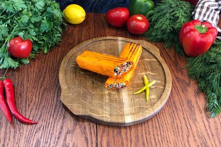 Шаурма из курицы в сырном лаваше