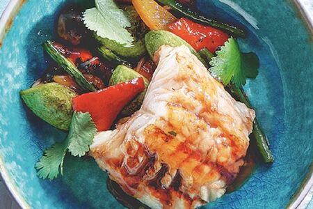 Зубатка с соусом наршараб