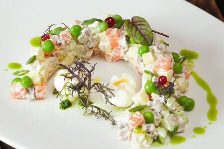 Оливье с телячьим языком