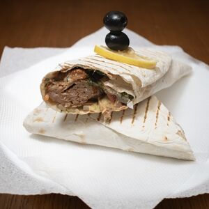 Люля-кебаб из баранины в лаваше