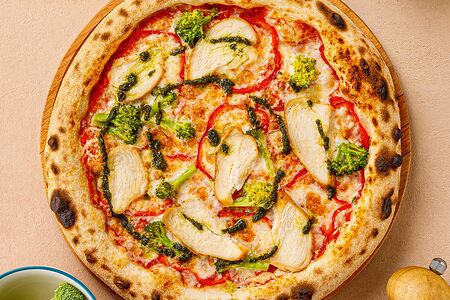 Пицца Курица, брокколи и болгарский перец