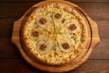 Пицца с грушей