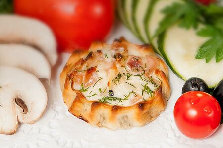 Перепечки с кальмаром 16 шт