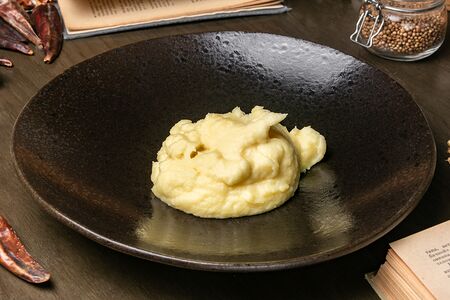 Картофельное пюре на деревеских сливках