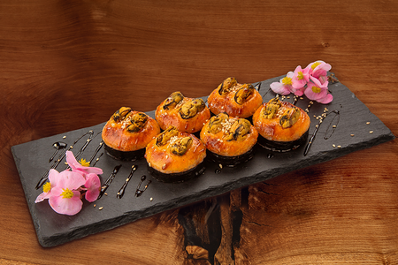 Запеченный люкс с мидиями