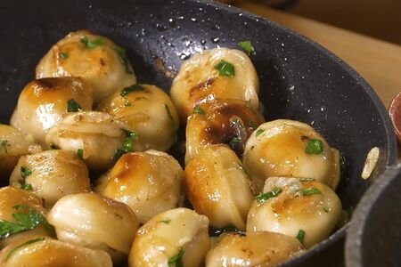 Жареные тюменские пельмени из курицы