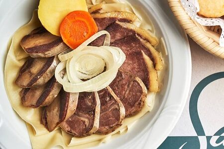 Бесбармақ из конины