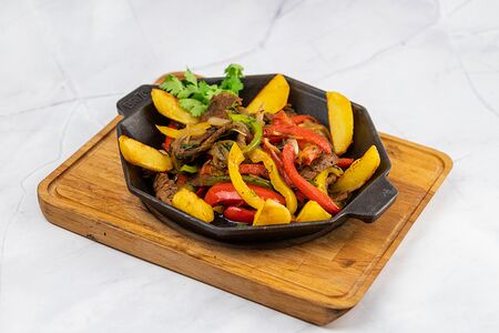 Жаркое с телятиной