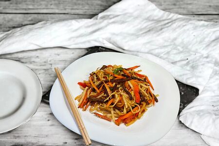 Удон с говядиной