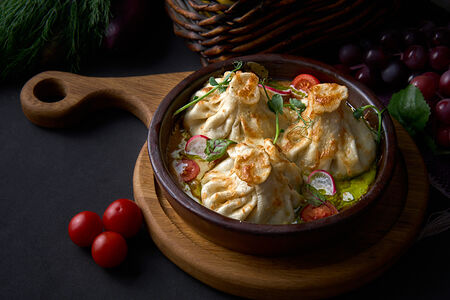 Хинкали с говядиной и курдюком (запеченные)