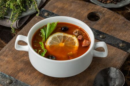 Солянка мясная