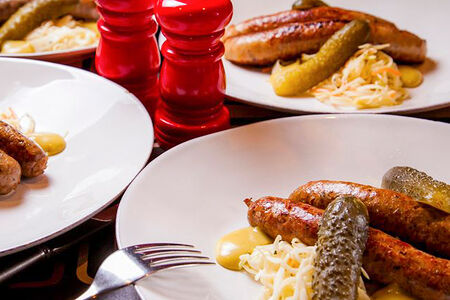 Сосиски из мраморной говядины