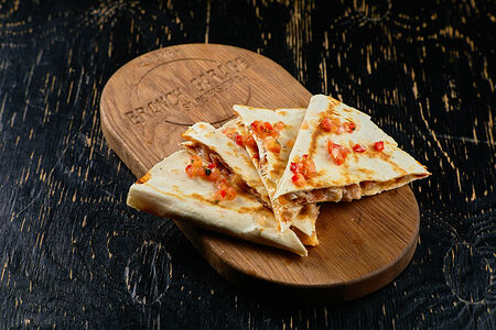 Quesadilla de pollo 1/2