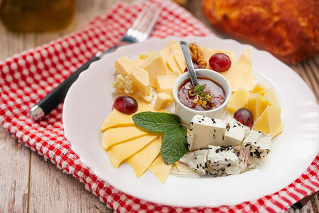 Сырная тарелка