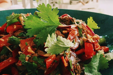 Салат Тбилисо с телятиной