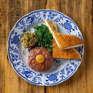 Тартар из говядины с донджоли